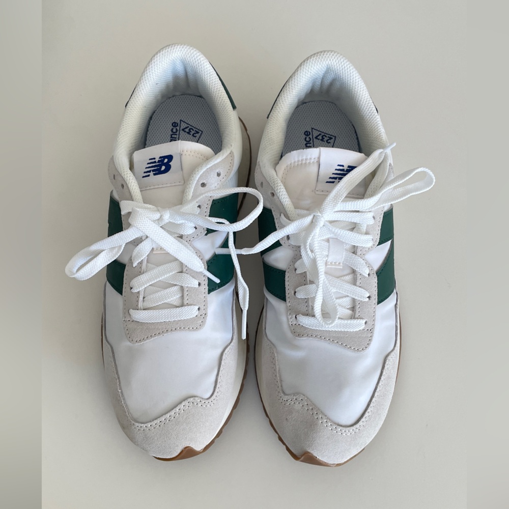 Like new New Balance 237 sneakers in US Men 9.5